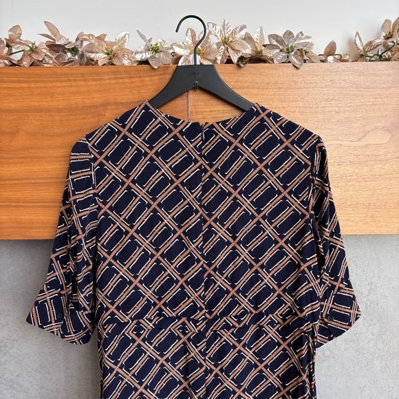 NWT HOBBS Ingrid Tunic Dress, Size 2 - Picture 11 of 16